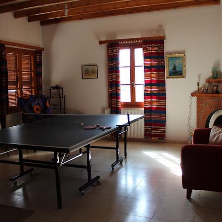 Villa In Moniatis Cameră foto